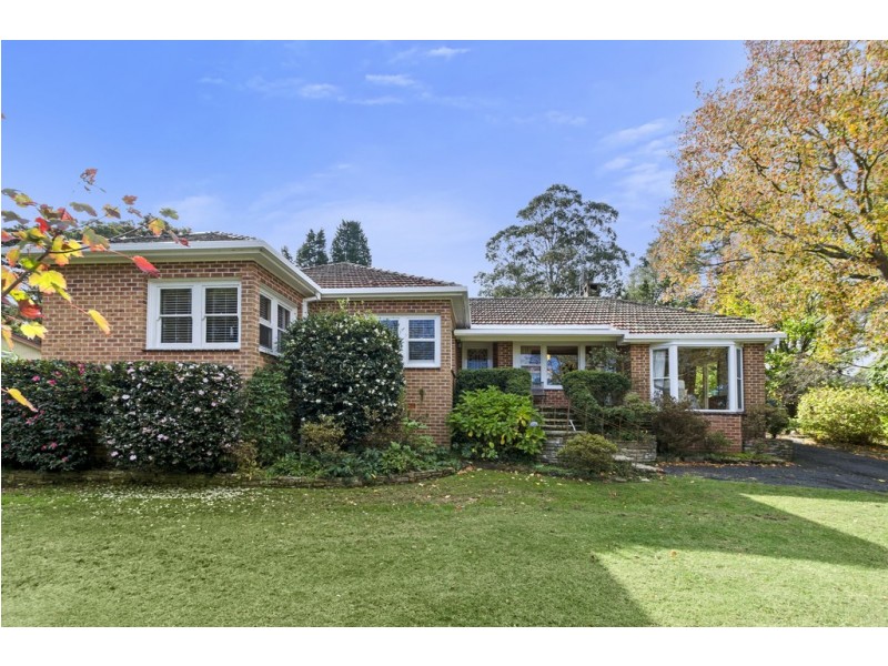 6 Merilbah Road, Bowral NSW 2576