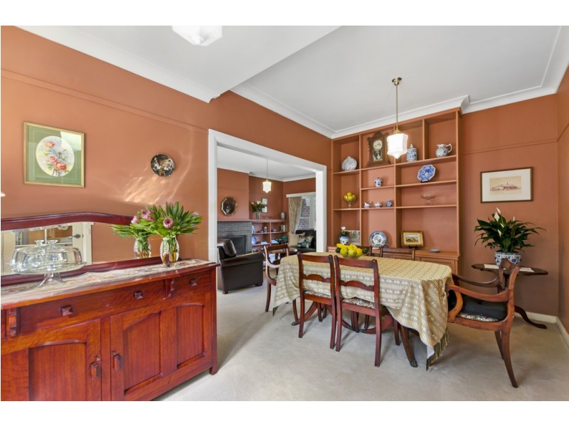 6 Merilbah Road, Bowral NSW 2576