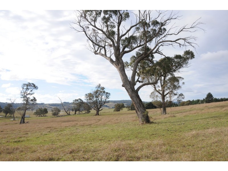 33 Carribee Road, Moss Vale NSW 2577