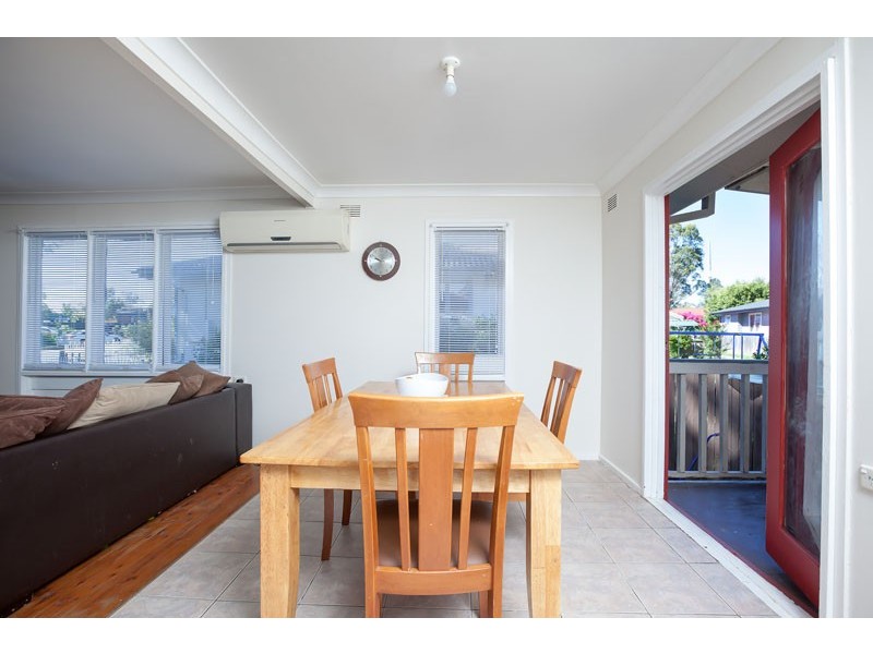 82 Eucalyptus Drive, Macquarie Fields NSW 2564