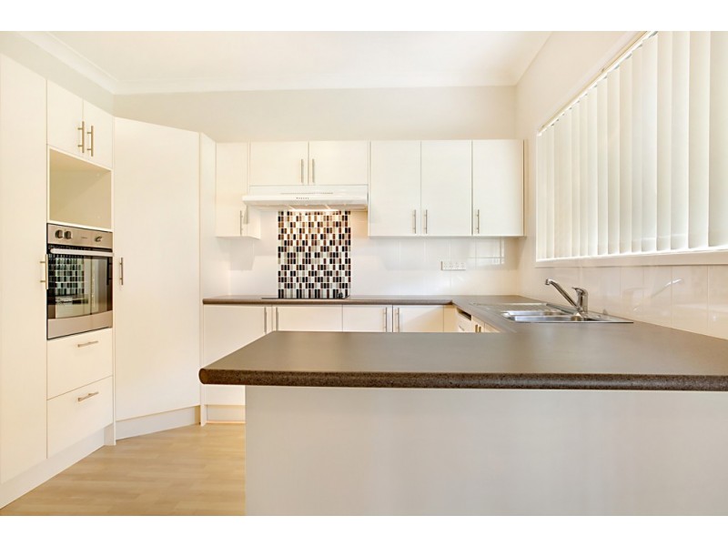 4/37 Kingsclare Street, Leumeah NSW 2560