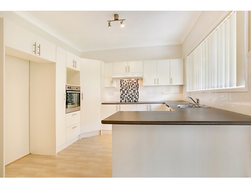 4/37 Kingsclare Street, Leumeah NSW 2560