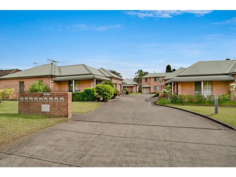 4/37 Kingsclare Street, Leumeah NSW 2560