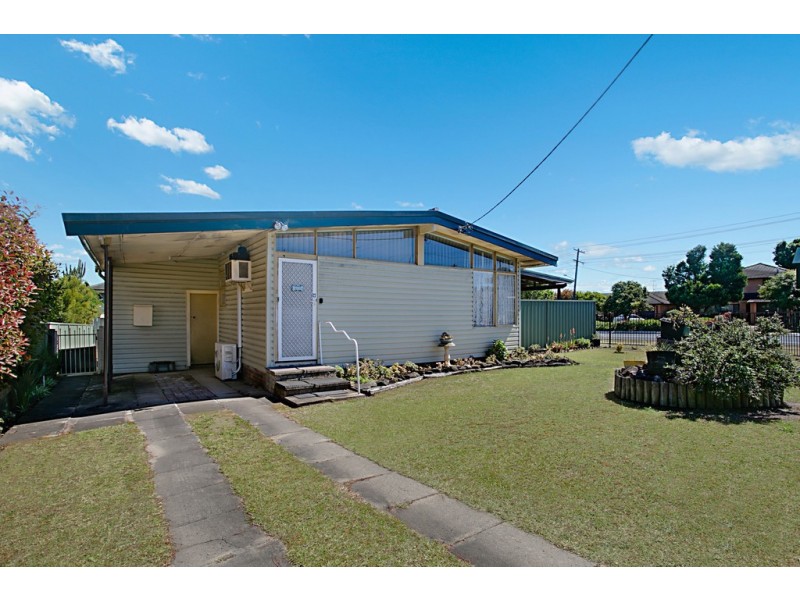 1 Brenda Street, Ingleburn NSW 2565