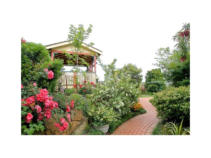 Glen Alpine NSW 2560