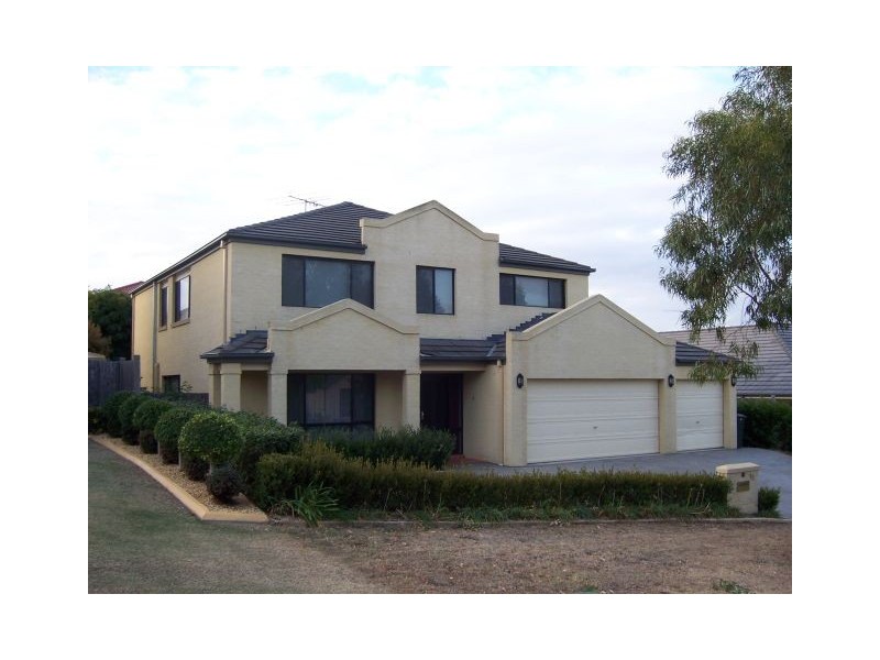 Macquarie Links NSW 2565