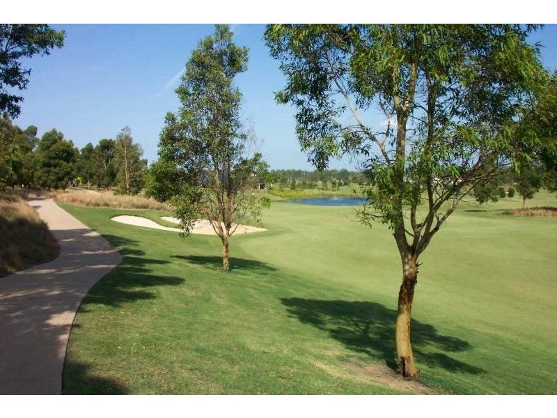 Macquarie Links NSW 2565