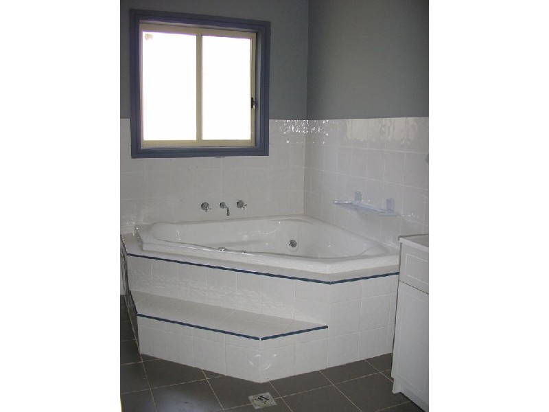Bradbury NSW 2560