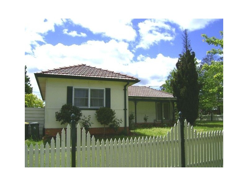 15 Matthews Square, Ingleburn NSW 2565