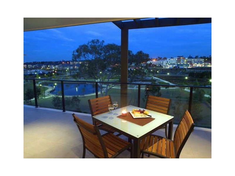 301/26 Parkside Crescent, Campbelltown NSW 2560