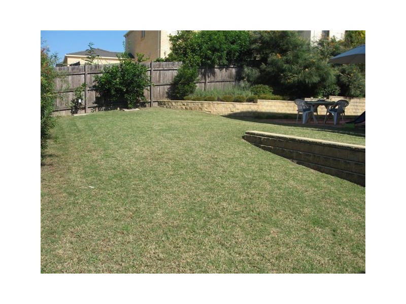 3/2 Memorial Avenue, Ingleburn NSW 2565