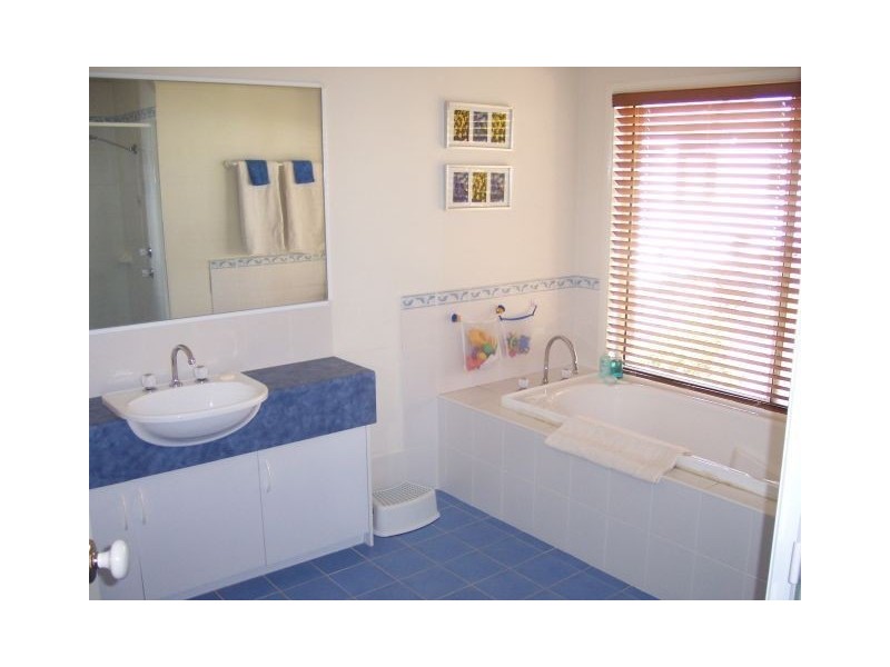 3/2 Memorial Avenue, Ingleburn NSW 2565