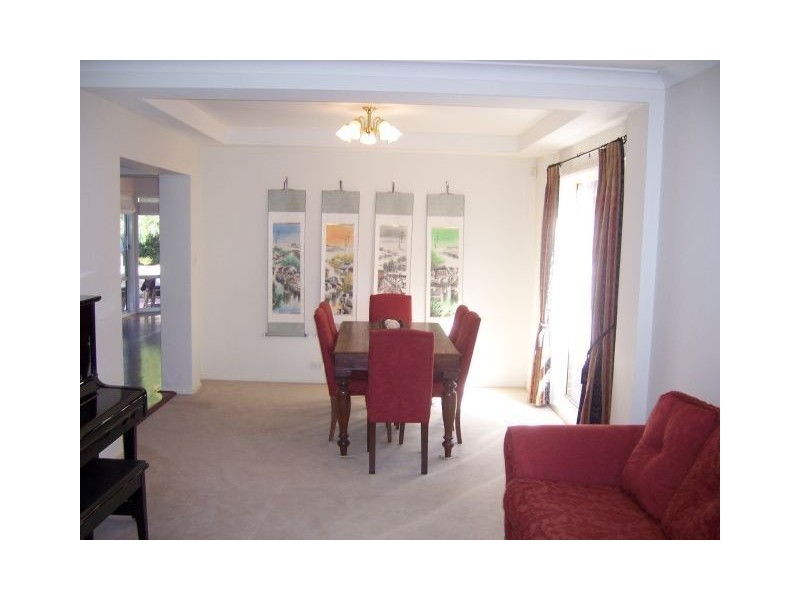 3/2 Memorial Avenue, Ingleburn NSW 2565