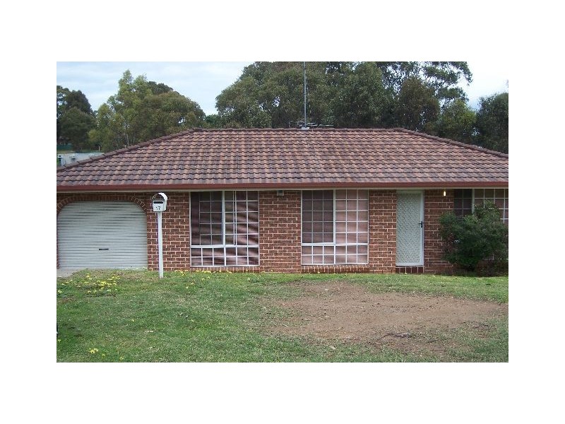 17 Jersey Parade, Minto NSW 2566