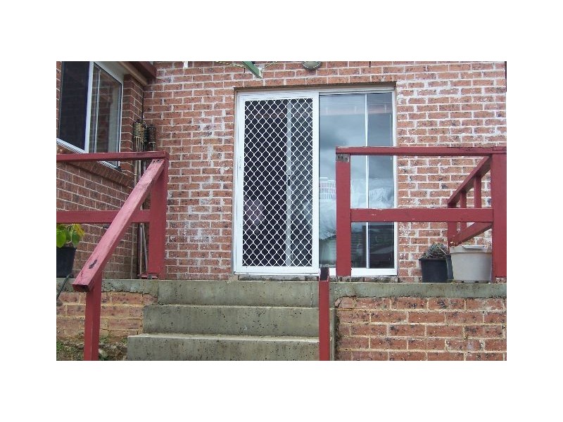 17 Jersey Parade, Minto NSW 2566