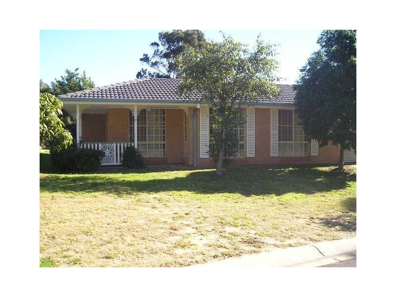 72 Victoria Road, Macquarie Fields NSW 2564