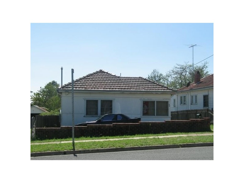 48 Warby Street, Campbelltown NSW 2560