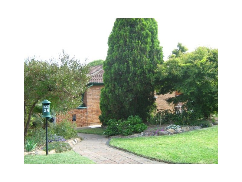 24 Clifford Crescent, Ingleburn NSW 2565