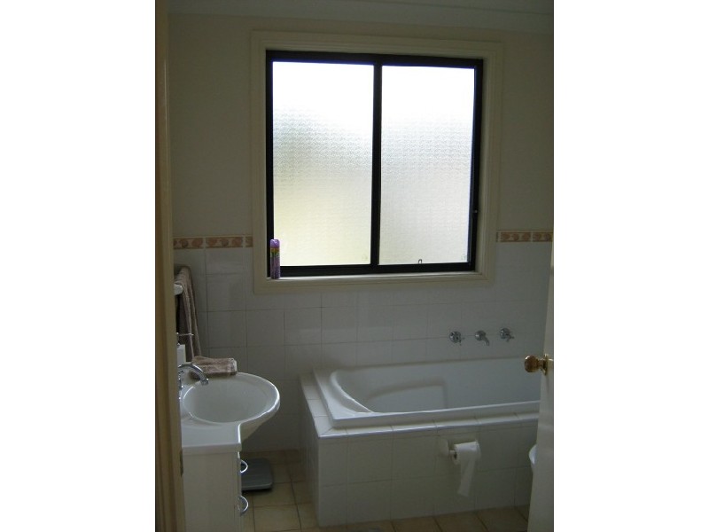 Macquarie Fields NSW 2564