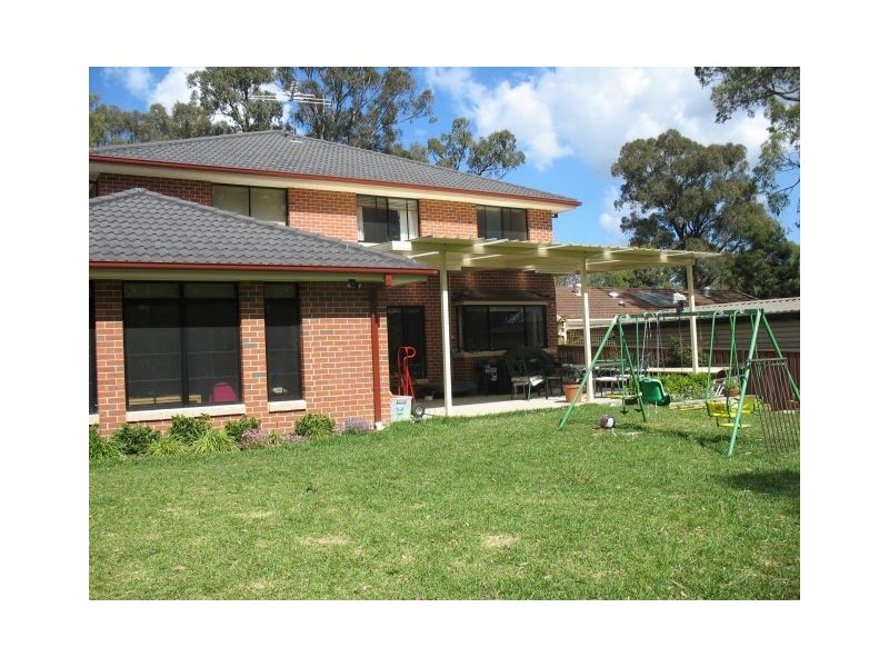 182 Oxford Road, Ingleburn NSW 2565