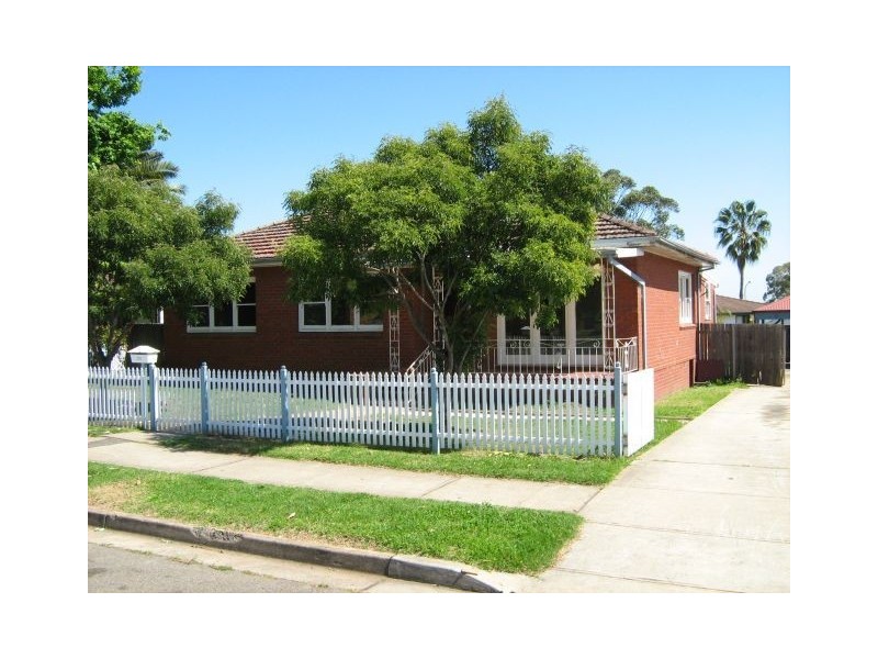 54 Deans Road, Airds NSW 2560