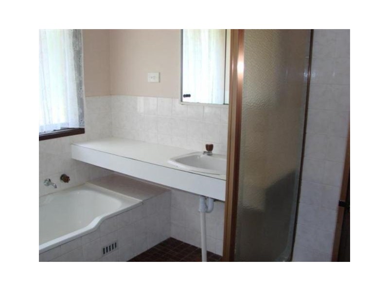 Ruse NSW 2560