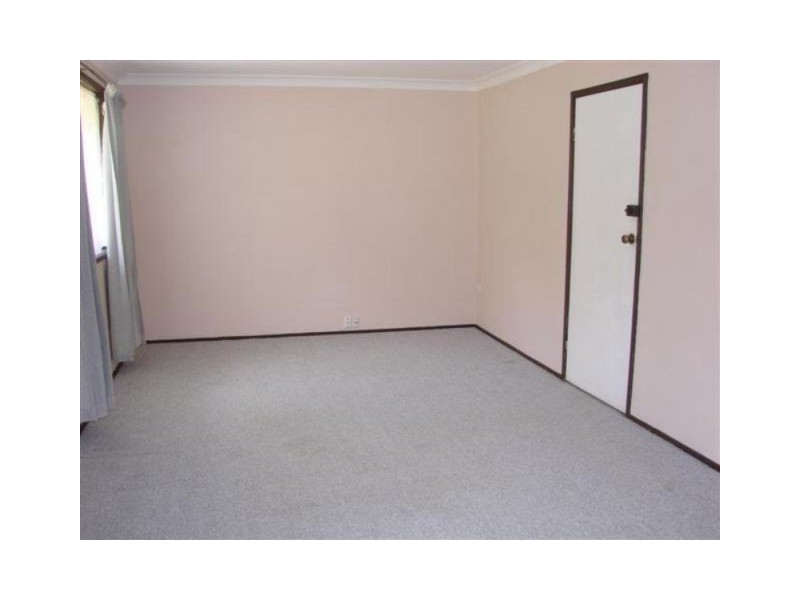 Ruse NSW 2560