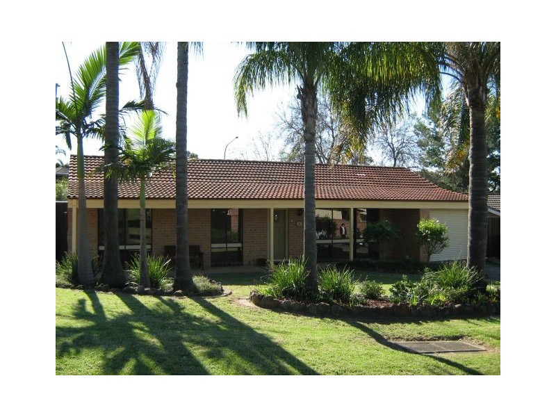 19 Lerwick Place, St Andrews NSW 2566