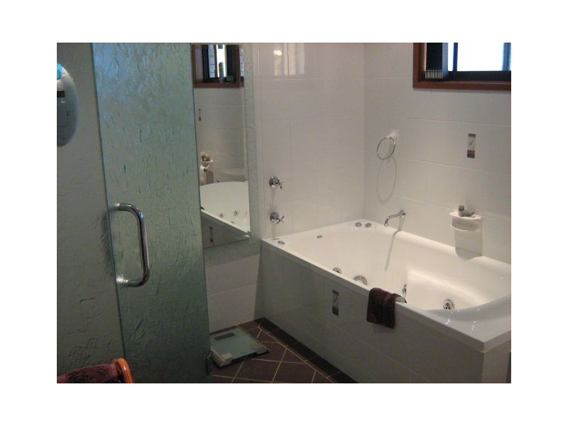 Bradbury NSW 2560