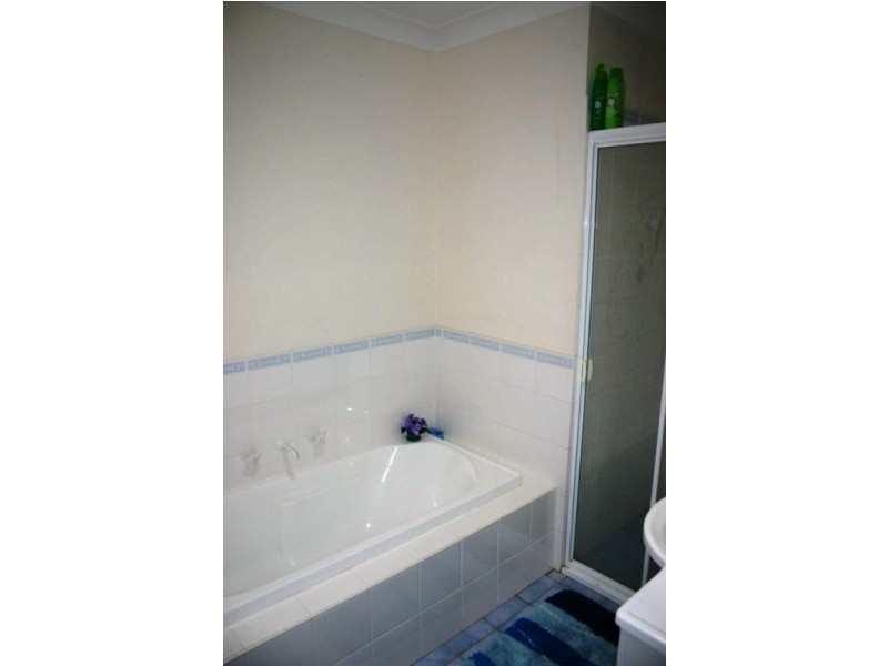 Macquarie Fields NSW 2564