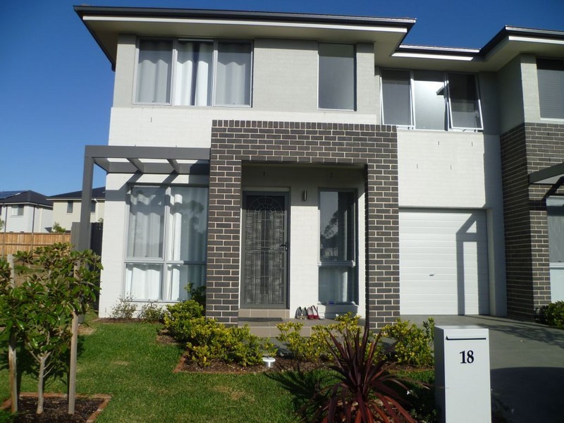 18 Grenada Road, Glenfield NSW 2167