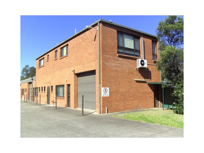 1/2 Liverpool Street, Ingleburn NSW 2565