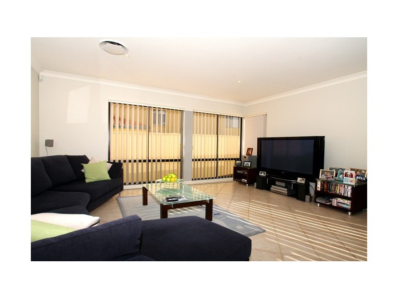 Glen Alpine NSW 2560