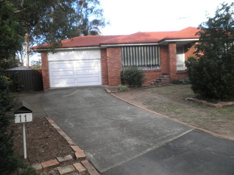 11 Finch Place, Ingleburn NSW 2565