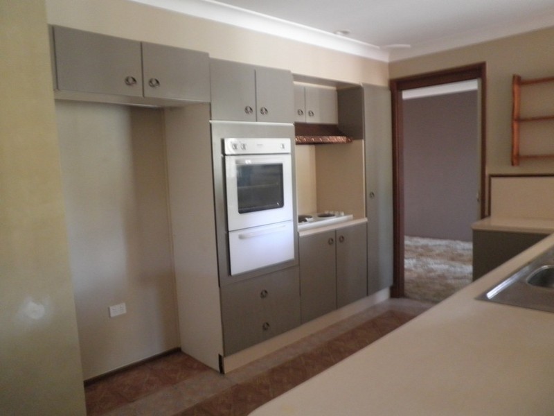 11 Finch Place, Ingleburn NSW 2565