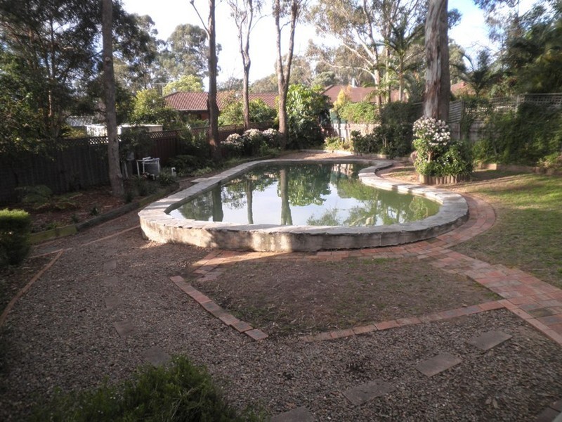 11 Finch Place, Ingleburn NSW 2565