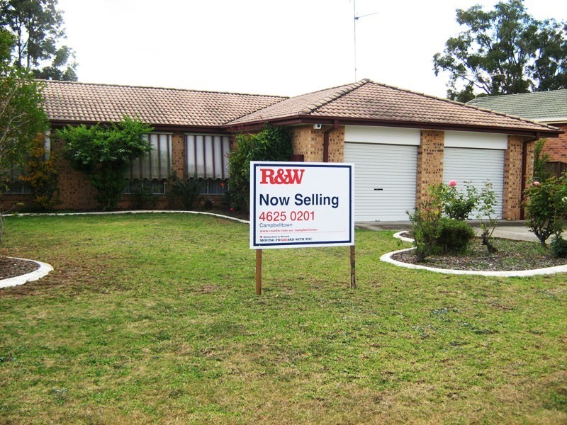 15 Francisco Crescent, Rosemeadow NSW 2560