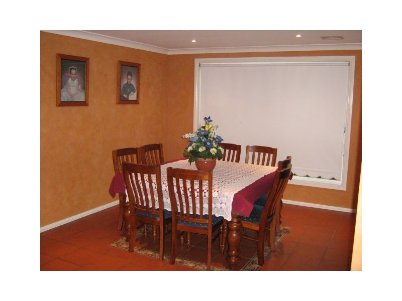 Glen Alpine NSW 2560