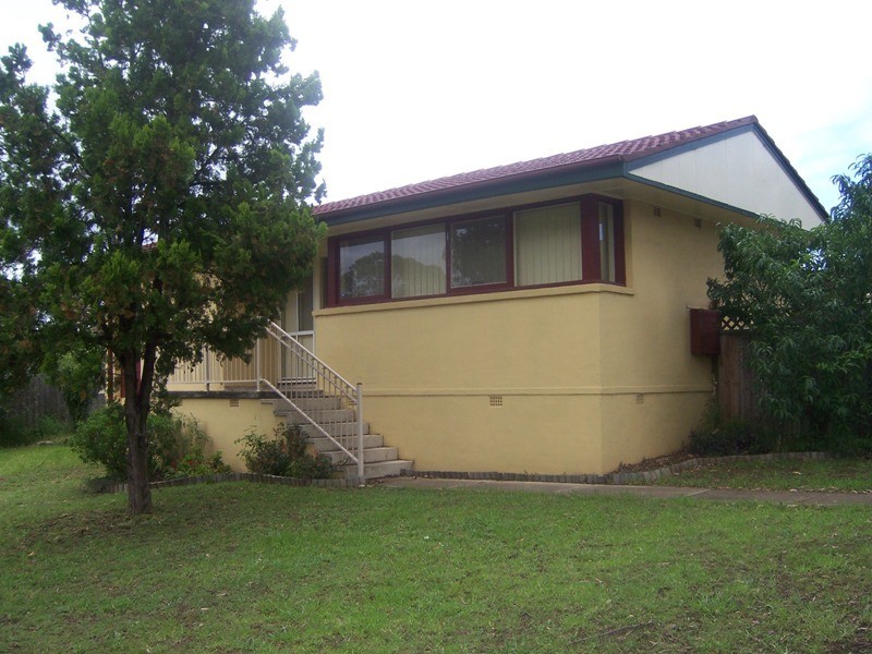6 Creigan Road, Bradbury NSW 2560