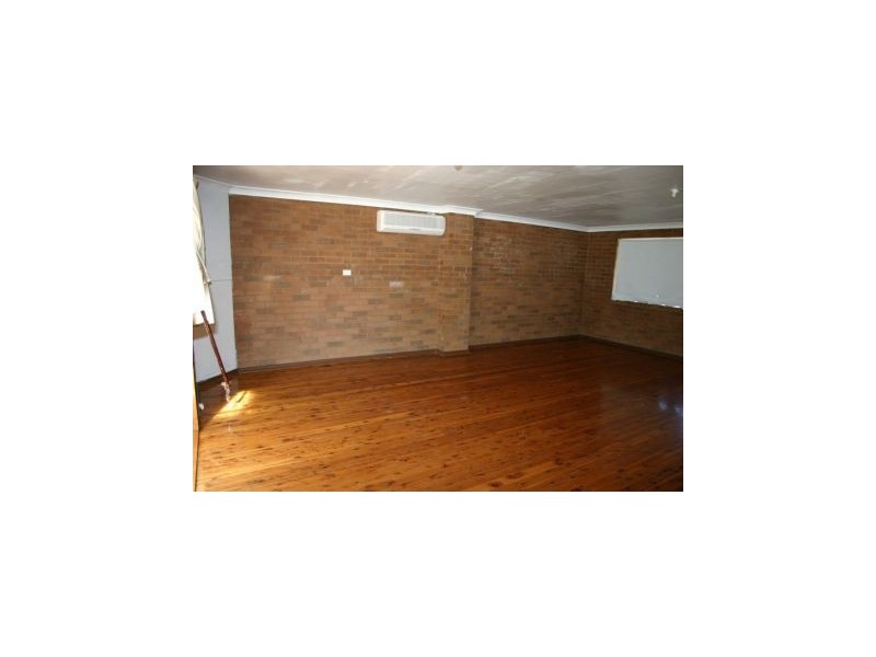 34 Anembo Street, Bradbury NSW 2560