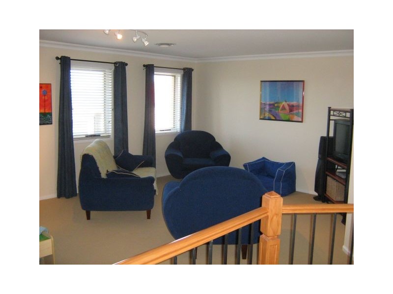 Macquarie Links NSW 2565