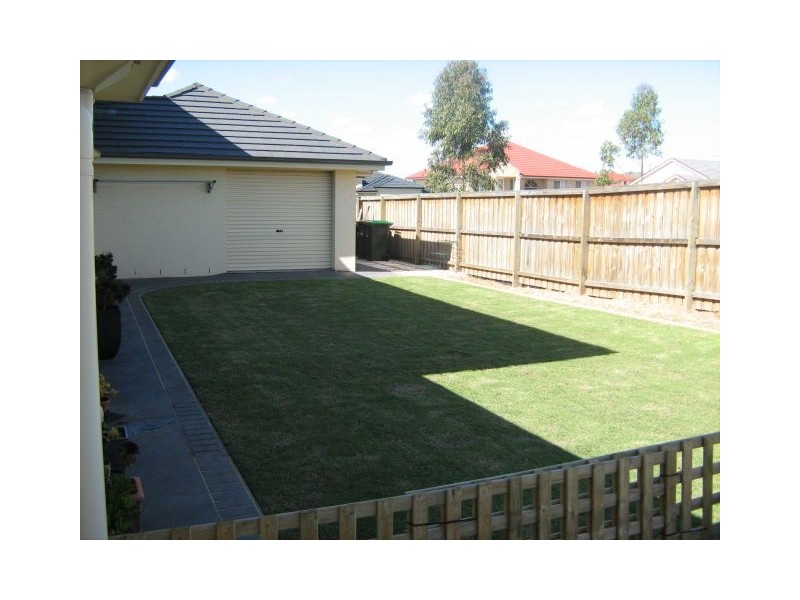 Macquarie Links NSW 2565