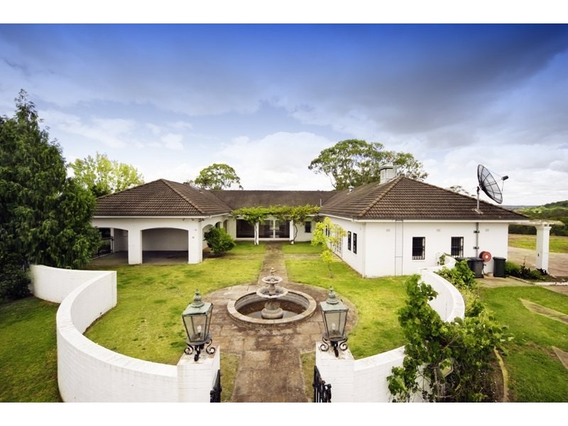 32 Denham Court Road, Denham Court NSW 2565