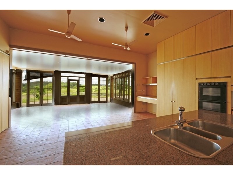 32 Denham Court Road, Denham Court NSW 2565