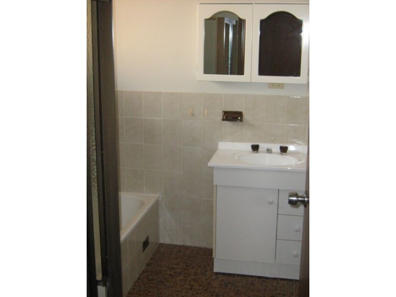 Macquarie Fields NSW 2564