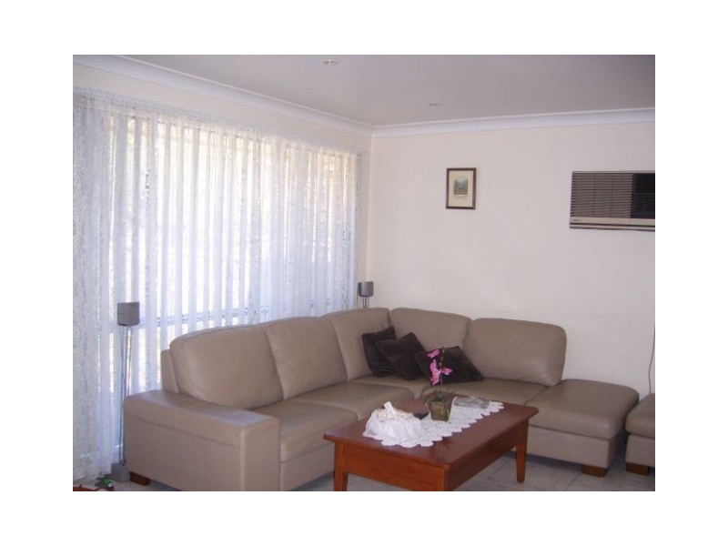 Macquarie Fields NSW 2564