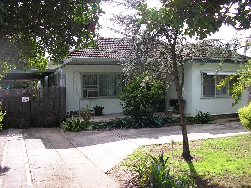 Macquarie Fields NSW 2564