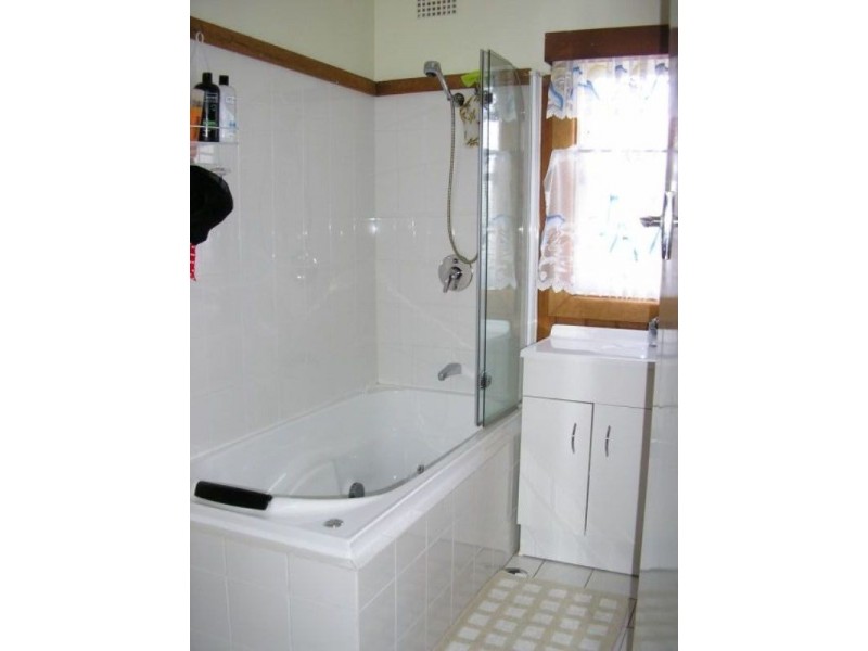 Macquarie Fields NSW 2564