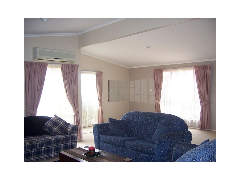 Macquarie Fields NSW 2564
