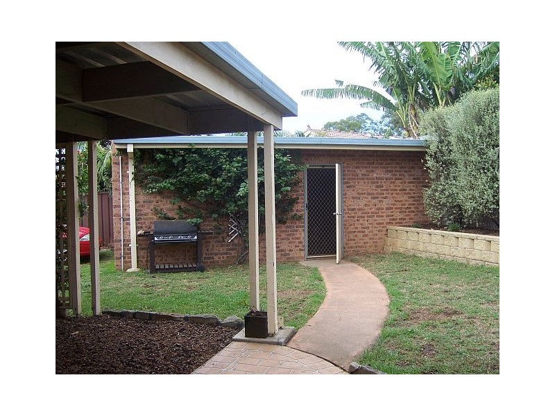 Macquarie Fields NSW 2564